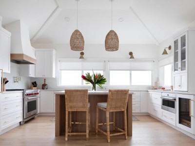 Island - Material: White Oak / Cabinet Style: Overlay / Door Style: Shaker Bright, Light and Beachy