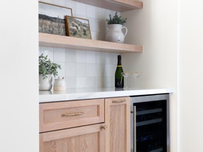 Material: Stained White Oak / Cabinet Style: Overlay / Door Style: Shaker