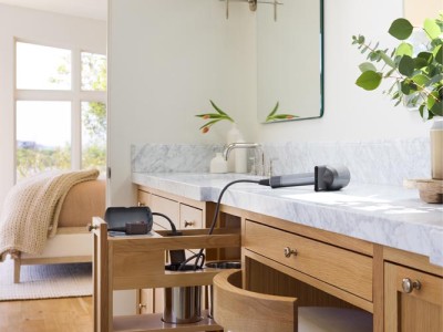 Vanity Pull-Out with Outlet