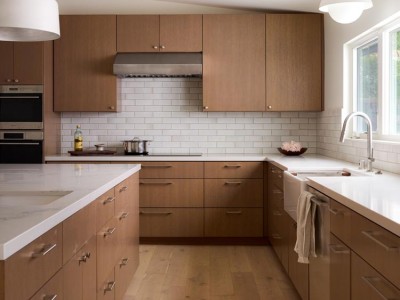 Material: Stained Rift White Oak / Cabinet Style: Overlay / Door Style: Slab