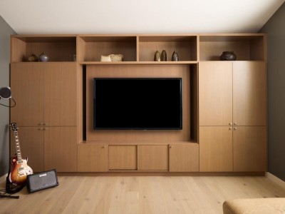 Material: Stained Rift White Oak / Cabinet Style: Overlay / Door Style: Slab